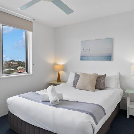 Mandolin Beachfront Resort Alexandra Headland Exterior photo